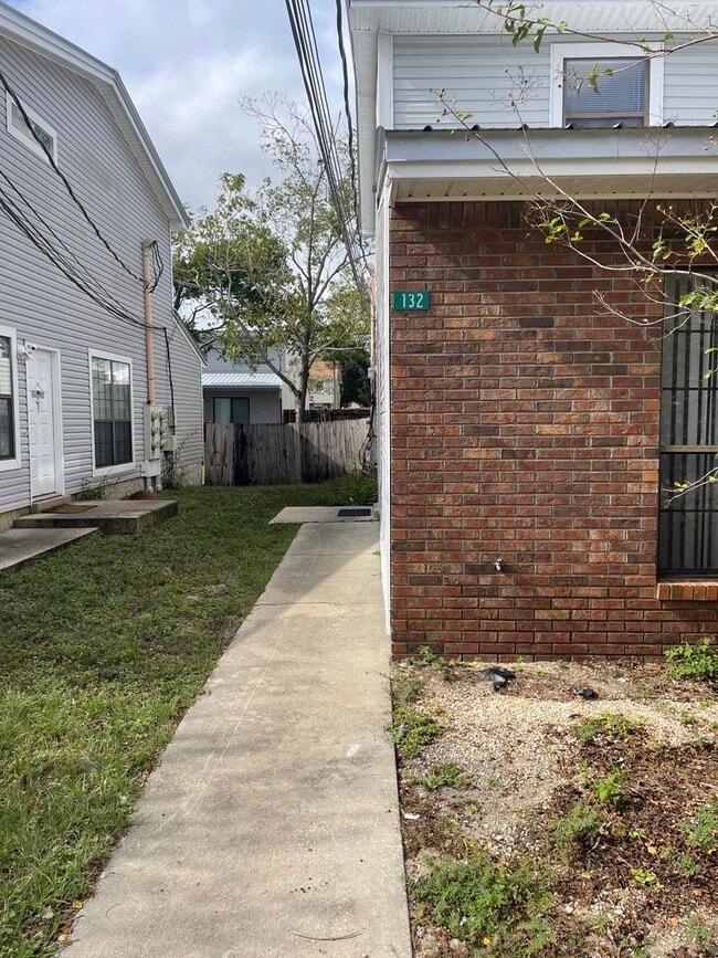 property at 132 Alder Ave SE