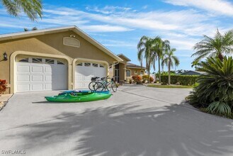 4625 SE 1st Ave in Cape Coral, FL - Building Photo - Building Photo