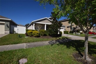 2021 Beacon Landing Cir in Orlando, FL - Building Photo - Building Photo
