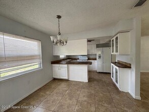 127 Buswell Ave NE in Palm Bay, FL - Building Photo - Building Photo
