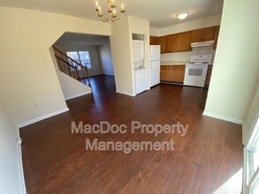 3635 McDowell Ct in Dumfries, VA - Building Photo - Building Photo