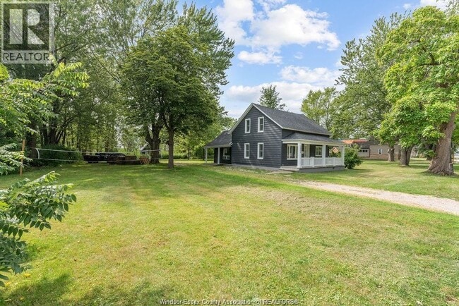 property at 2900 Front Rd