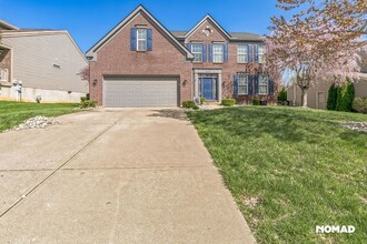 2638 Hazelnut Ct in Hebron, KY - Building Photo - Building Photo