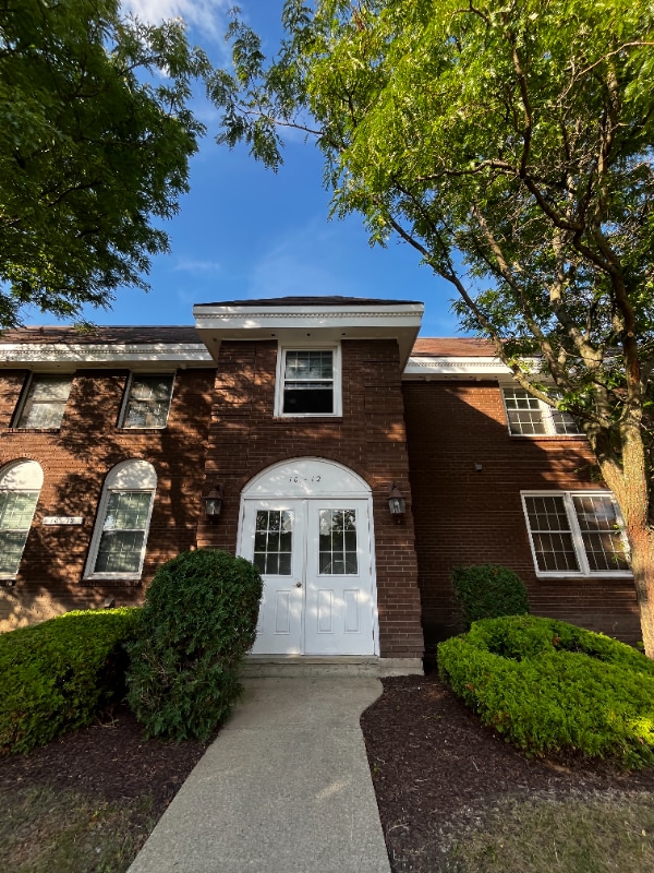 10 Bristol Dr