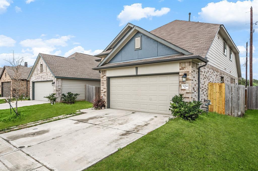 5014 Aspen Orch Dr in Houston, TX - Building Photo