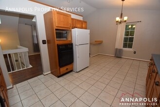 130 Dennis Rd in Severna Park, MD - Building Photo - Building Photo