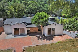 11657 Sunshine Terrace in Los Angeles, CA - Building Photo - Building Photo
