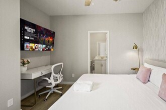 6612 W Paradise Ln, Unit SI ID1240442P in Glendale, AZ - Building Photo - Building Photo