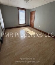 2102 S 9th St in St. Joseph, MO - Building Photo - Building Photo