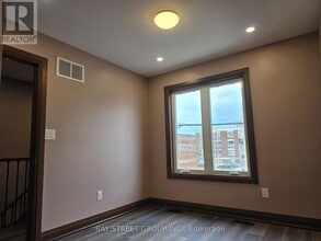 108 Chatham Ave in Toronto, ON - Building Photo - Building Photo