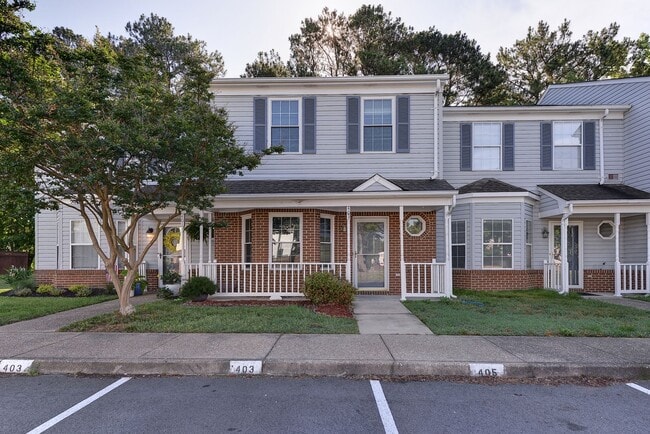 403 Wrought Iron Bend in Yorktown, VA - Building Photo - Building Photo