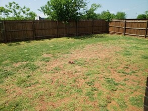 1233 Red Rock Drive in Elgin, OK - Building Photo - Building Photo