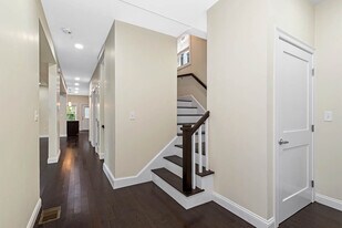 77 Winchester St in Medford, MA - Building Photo