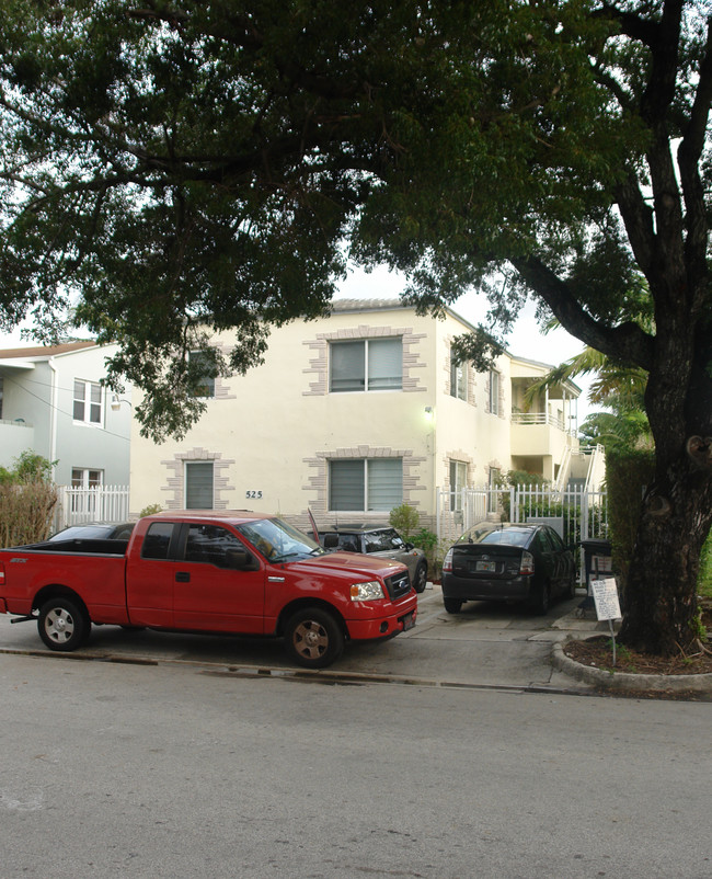 525 NE 63rd St in Miami, FL - Building Photo - Building Photo