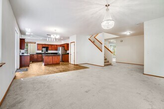 12590 NW Naomi Ln in Portland, OR - Building Photo - Building Photo