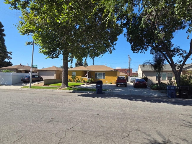property at 9548 Claymore St