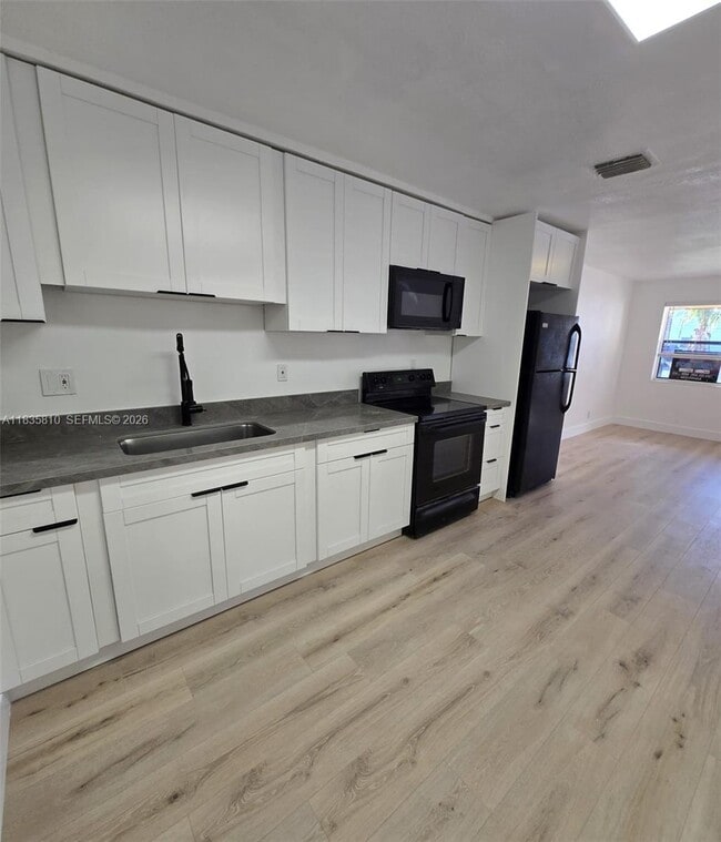 property at 1905 SW 11th St