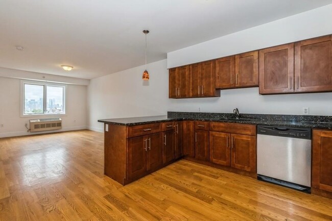 property at 125 43rd St