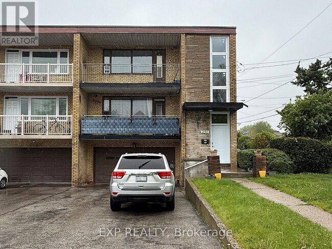 property at 250-250 Wilmington Ave