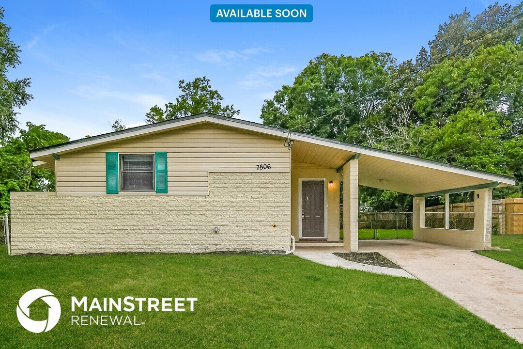 7506 Centauri Rd in Jacksonville, FL - Building Photo