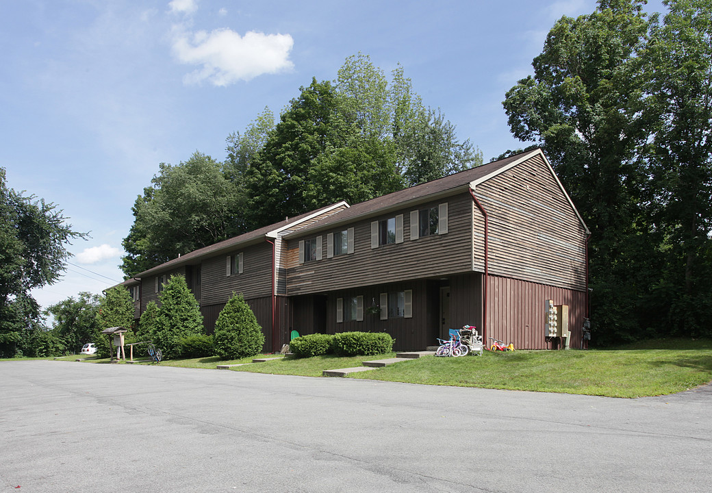 Corinth Commons Apartments in Corinth, NY - Building Photo