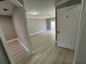 11119 W Okeechobee Rd in Hialeah, FL - Building Photo - Building Photo