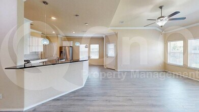 400 Plum Ct in Burleson, TX - Building Photo - Building Photo