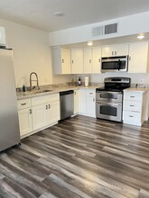 6131 Rancho Mission Rd in San Diego, CA - Building Photo - Building Photo