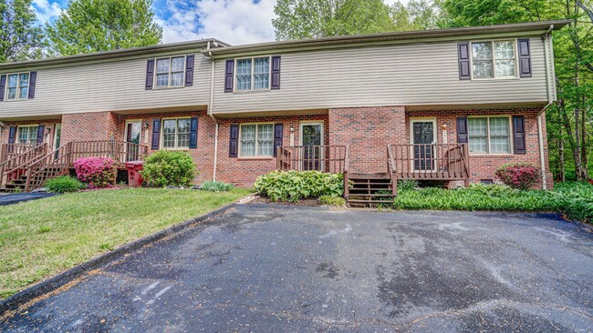 property at 1709 Herrin Dr