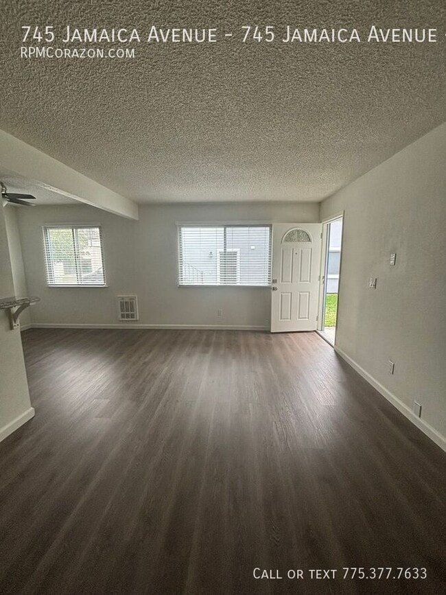 745 Jamaica Ave in Reno, NV - Building Photo - Building Photo