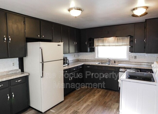 property at 515 E 2nd Ave