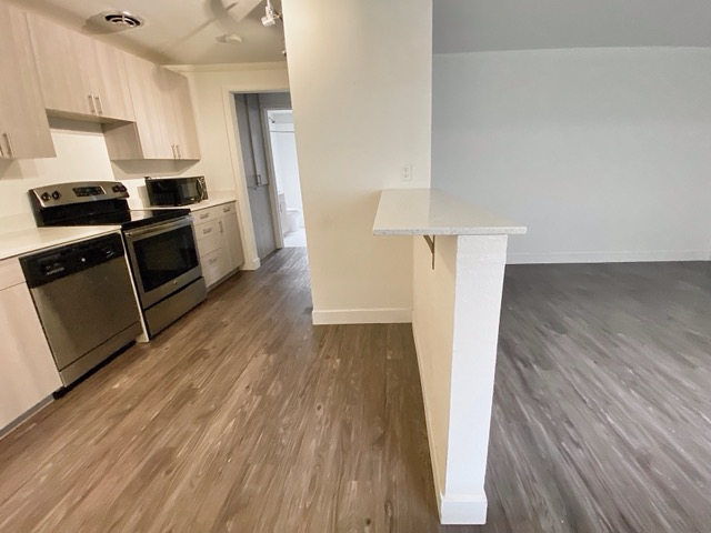 property at 1419 2nd Ave W