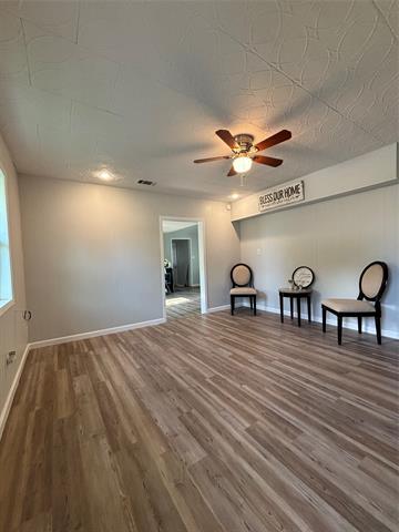 903 1st St in Bridgeport, TX - Building Photo - Building Photo