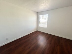 3135 S Mojave Rd in Las Vegas, NV - Building Photo - Building Photo