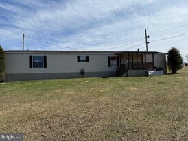 8316 Cromwell Church Rd in Hustontown, PA - Building Photo