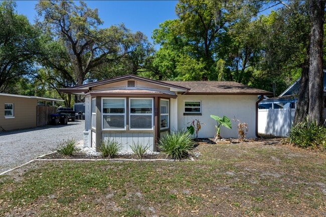 property at 1316 S Bumby Ave