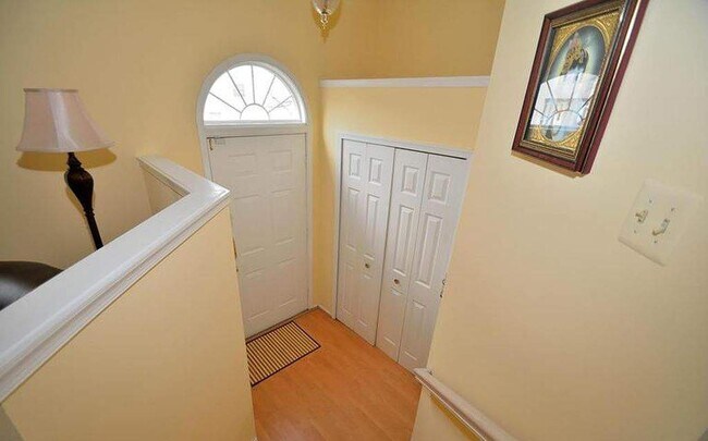 14614 Stream Pond Dr in Centreville, VA - Building Photo - Building Photo