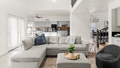 11264 N 128th Pl in Scottsdale, AZ - Building Photo - Building Photo