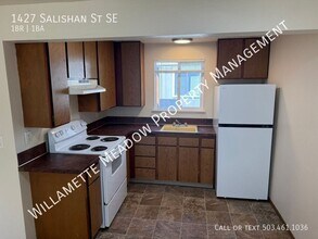 1427 Salishan St SE in Salem, OR - Building Photo - Building Photo
