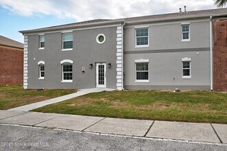 919 Palm Springs Blvd in Indian Harbour Beach, FL - Building Photo - Building Photo