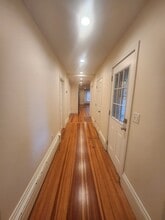 402 Court St, Unit 1 in Plymouth, MA - Building Photo - Building Photo