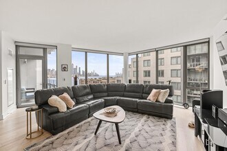 9 Ave at Port Imperial in West New York, NJ - Foto de edificio - Building Photo