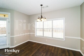 7740 Shadow Bend Ln in Arlington, TN - Foto de edificio - Building Photo
