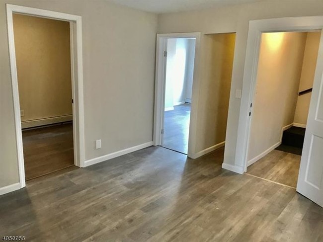328 Franklin St in Elizabeth, NJ - Building Photo - Building Photo