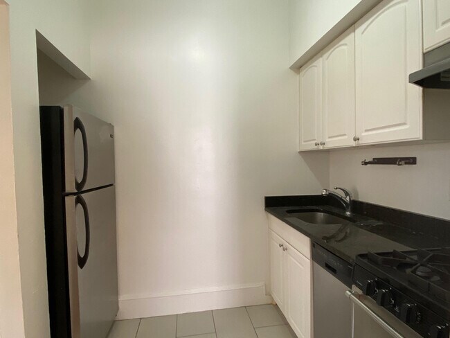 61 Brighton Ave, Unit 1 photo'