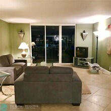 1 Las Olas Cir in Fort Lauderdale, FL - Building Photo - Building Photo
