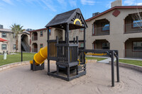 Bella Vista Place Apartments in El Paso, TX - Building Photo - Building Photo