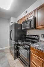 900 Mountain Creek Rd in Chattanooga, TN - Foto de edificio - Building Photo