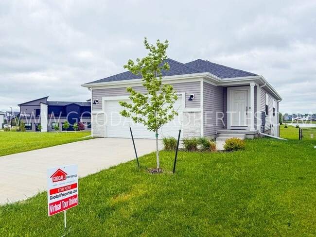 property at 1100 NW Yorktown Dr
