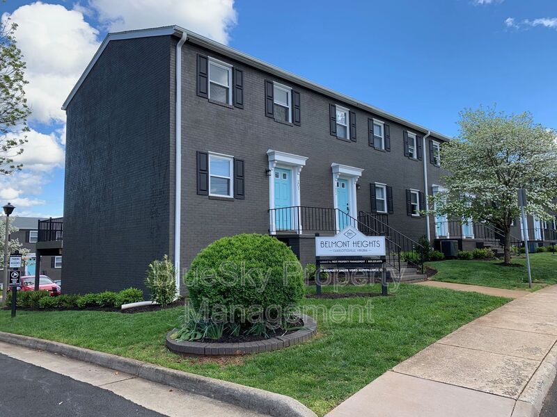 1000 Monticello Rd in Charlottesville, VA - Building Photo